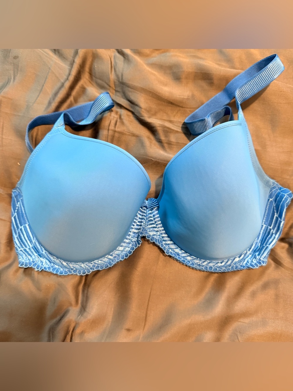 Wacoal La Femme Bra - 34DDD - Picture 4 of 6